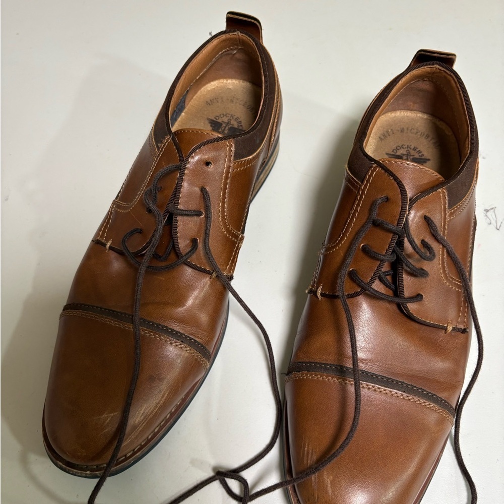 Dockers Tan and Brown Leather Derby Shoes